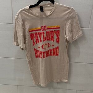 Kansas City Chiefs Taylor's Boyfriend Graphic Tee - Beige